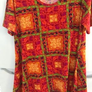 LulaRoe top